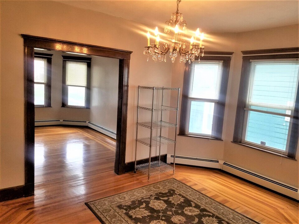 139 Hillsdale Rd in Somerville, MA - Building Photo