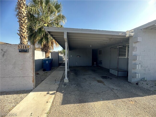 1314 E St Louis Ave in Las Vegas, NV - Building Photo - Building Photo