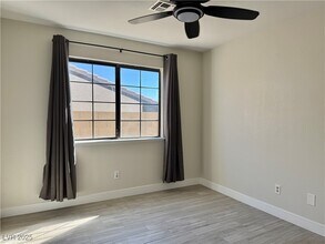 6357 Cobalt Ln in Las Vegas, NV - Building Photo - Building Photo