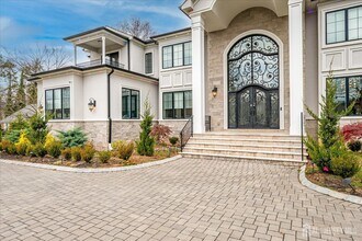 3979 Park Ave in Edison, NJ - Building Photo - Building Photo