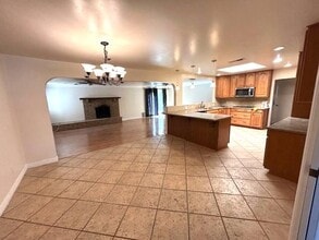 26422 Naomi Dr in Hemet, CA - Building Photo - Building Photo