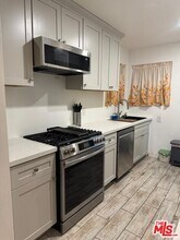 8515 Reading Ave in Los Angeles, CA - Building Photo - Building Photo