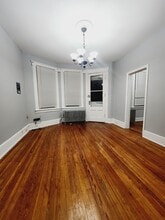 125 Audubon Ave, Unit 2 in Jersey City, NJ - Foto de edificio - Building Photo