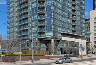 West One in Toronto, ON - Building Photo - Building Photo