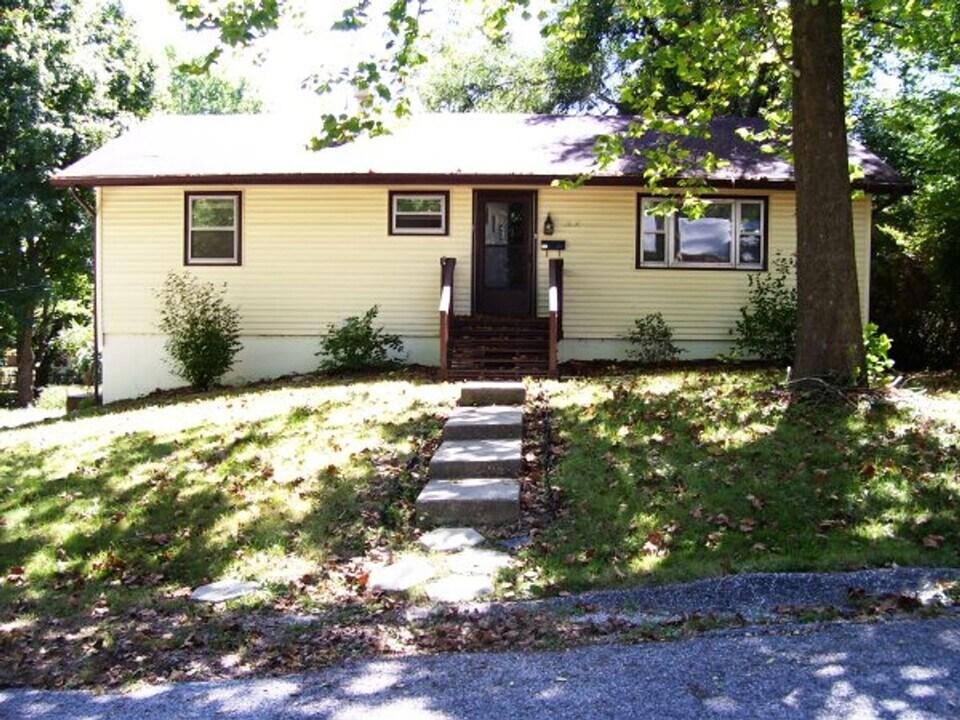 2630 E Dekist St in Bloomington, IN - Building Photo