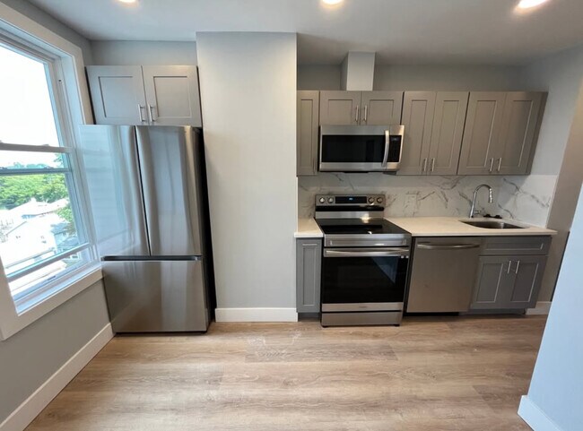 property at 31 Faywood Ave