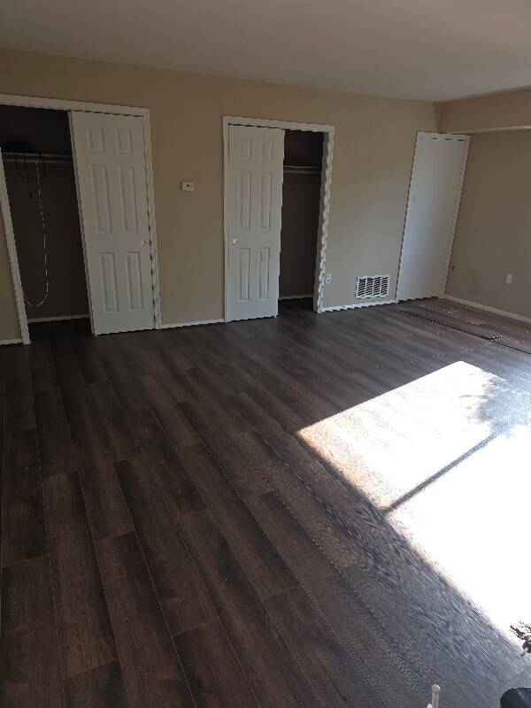 property at 7521 Riverdale Rd