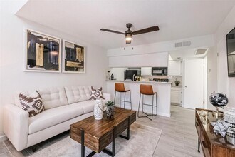 8162 Richmond Ave., Unit 3006 in Houston, TX - Building Photo - Building Photo