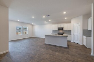 203 Addison Pl in Lockhart, TX - Building Photo - Building Photo