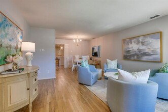 5473 Anita St in Dallas, TX - Building Photo - Building Photo