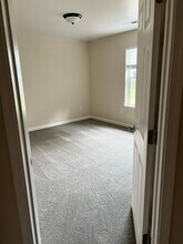 5555 Glenridge Way in Klamath Falls, OR - Building Photo - Building Photo