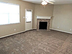 1134 Mount Olive Ln in Forney, TX - Foto de edificio - Building Photo