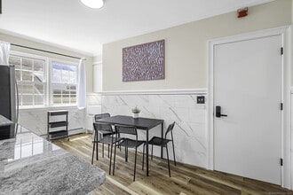 3 Pearl St in Groton, CT - Building Photo - Building Photo