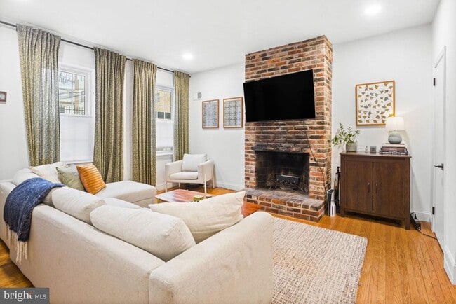 1704 Naudain St in Philadelphia, PA - Building Photo - Building Photo