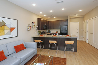 901 Western | Student Housing in Urbana, IL - Building Photo - Interior Photo