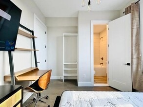 Furnished room/NOT APARTMENT in Brooklyn, NY - Foto de edificio - Building Photo