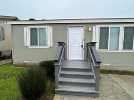 1837 C Ave in National City, CA - Building Photo