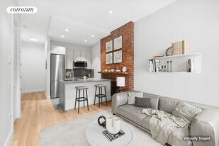 60 W 91st St in New York, NY - Building Photo