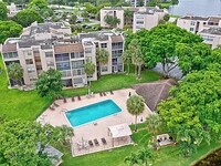 9410 Tangerine Pl, Unit 401 in Davie, FL - Building Photo - Building Photo