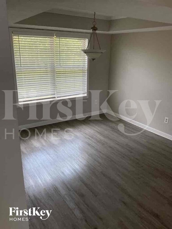 962 Andover Dr in Greenwood, IN - Foto de edificio - Building Photo