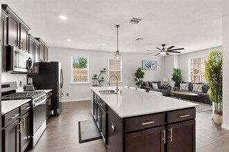 2101 Steer Creek Pl in Mesquite, TX - Foto de edificio - Building Photo