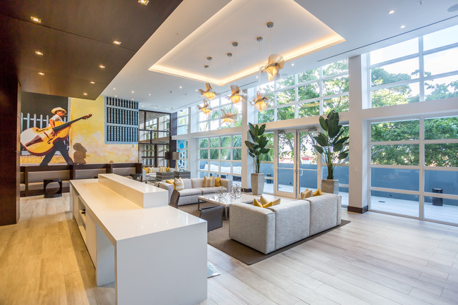 Intown Apartments in Miami, FL - Building Photo - Interior Photo