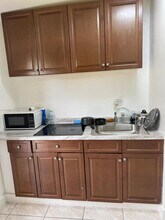 826 SW 12th Ct in Fort Lauderdale, FL - Building Photo - Building Photo