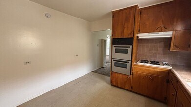 700 Johnston Ave-Unit -704 E. Johnston Ave in Hemet, CA - Building Photo - Building Photo
