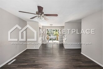 4528 N Forest Ave in Kansas City, MO - Building Photo - Building Photo