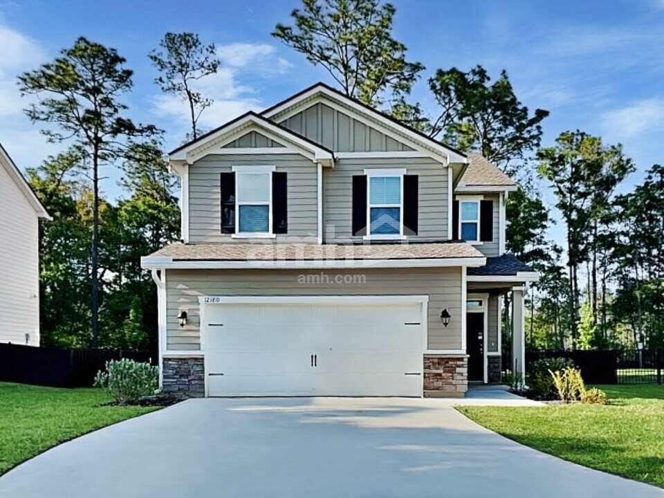 12180 Sapp Rd in Jacksonville, FL - Building Photo