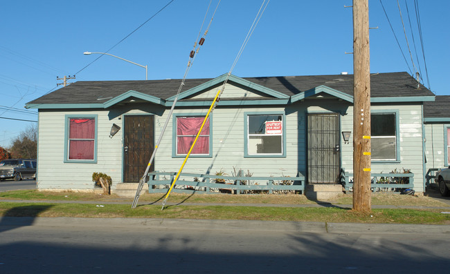 501 Green St in Salinas, CA - Foto de edificio - Building Photo