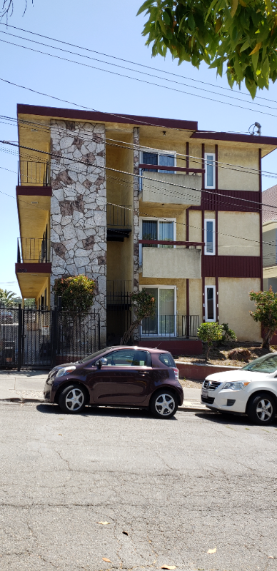1830 10th Ave in Oakland, CA - Building Photo - Building Photo