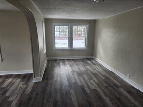 4617 Douglas Ave in Klamath Falls, OR - Building Photo - Building Photo