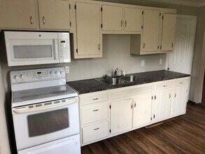 30 E Water St in Mount Union, PA - Building Photo - Building Photo