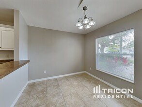 5127 Pineland Ave in Port Orange, FL - Building Photo - Building Photo