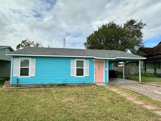 225 W Kenedy Ave in Kingsville, TX - Building Photo - Building Photo