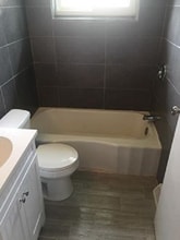 1621 Kenwood Road in Charleston, WV - Building Photo - Building Photo