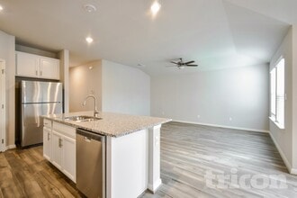 13519 Emerson Wy in Saint Hedwig, TX - Building Photo - Building Photo