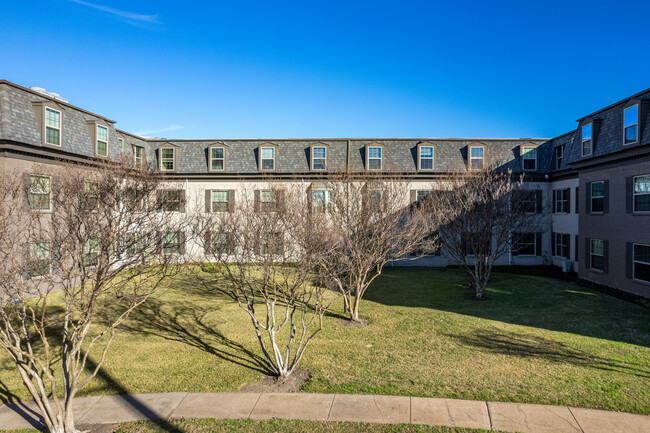 Emerson on Harvest Hill in Dallas, TX - Building Photo - Building Photo