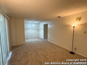 13018 Heimer Rd in San Antonio, TX - Building Photo - Building Photo