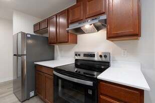 Brandon Place Apartments in Maple Valley, WA - Building Photo