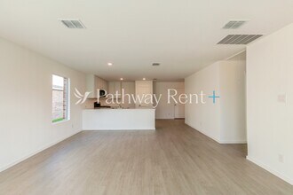 1255 Falcon Hts Dr in Forney, TX - Building Photo - Building Photo