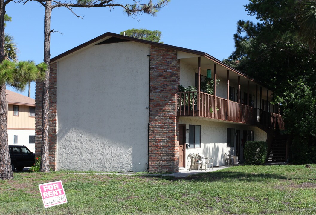 202 9th St N in Jacksonville Beach, FL - Building Photo