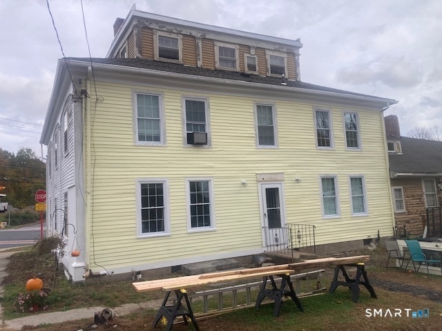 property at 1365 Main St