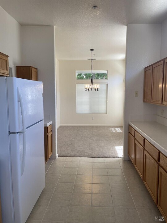 201 Spur Ridge Ln in Healdsburg, CA - Building Photo
