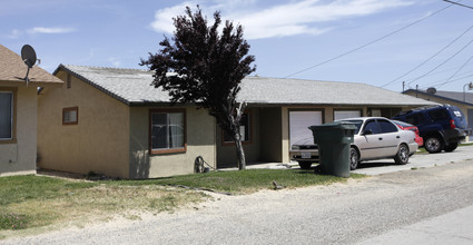 16144 Tawney Ridge Ln in Victorville, CA - Building Photo - Building Photo