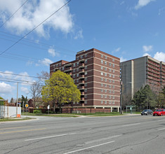 40 Chichester Pl in Toronto, ON - Building Photo - Building Photo