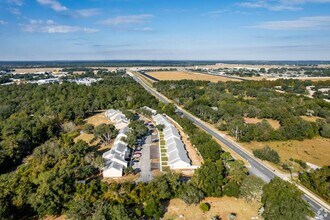 5267 SW 21st Pl in Ocala, FL - Foto de edificio - Building Photo