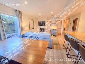 389 Fowling St in Los Angeles, CA - Building Photo - Building Photo