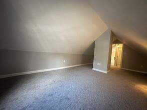 36 Belknap St-Unit -C in Dover, NH - Building Photo - Building Photo